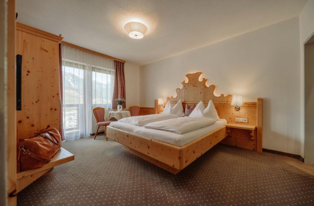 Rohrmooser Schloessl Schladming Buitenkant foto
