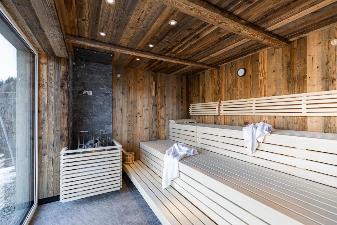 Rohrmooser Schloessl Schladming Buitenkant foto